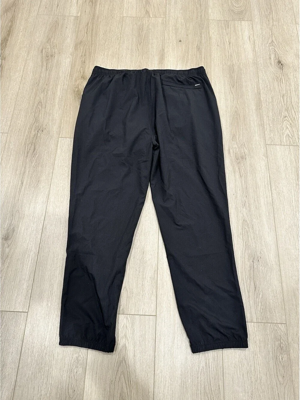 Vuori Kore Jogger Men's 2XL XXL Black Lined Performance Stretch V456